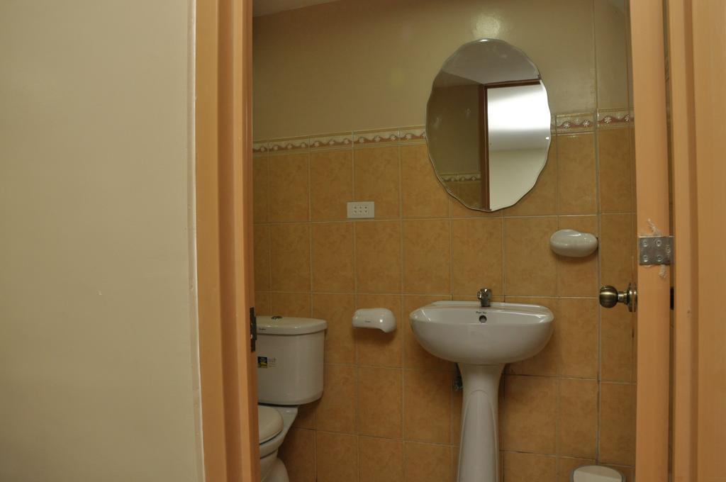 Pal-Watson Apartments Lapu-Lapu City Kamer foto