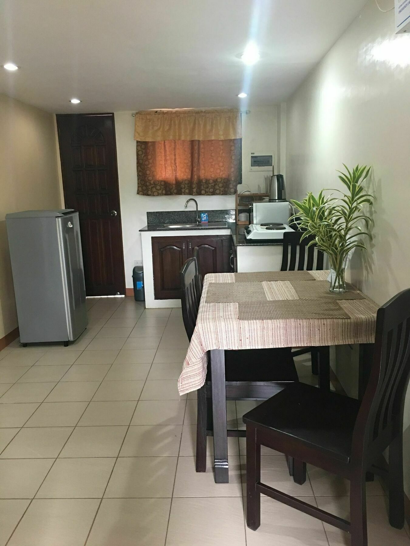 Pal-Watson Apartments Lapu-Lapu City Buitenkant foto
